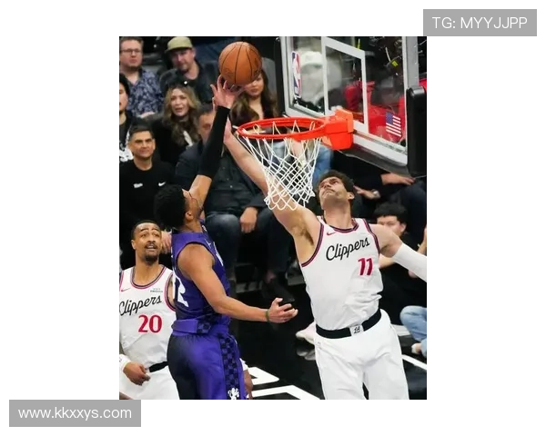 [NBA]常规赛3月1日：快船VS 詹姆斯集锦.